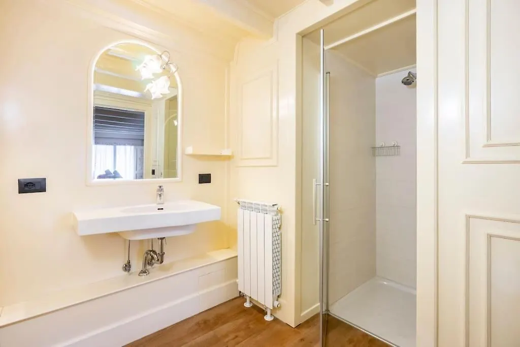 Rinascimento Giraldi -12 Ospiti 80 Mt Dal Duomo - Daire Floransa İtalya