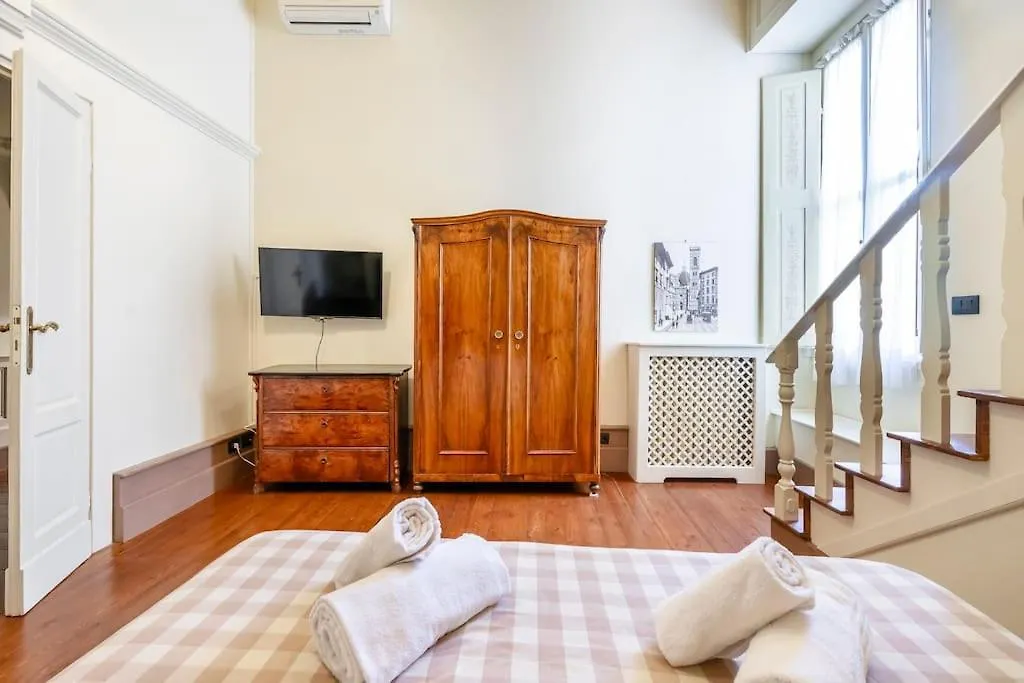 Апартаменты Rinascimento Giraldi -12 Ospiti 80 Mt Dal Duomo - Флоренция